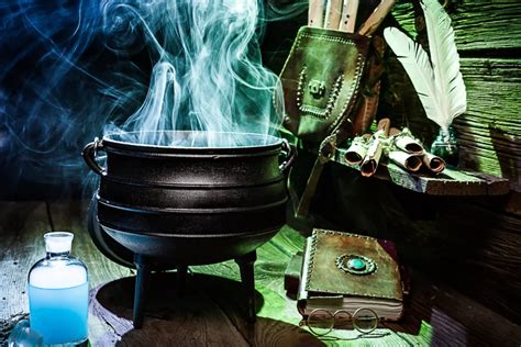 How to Choose and Use the Perfect Witch's Pot for Your Practice